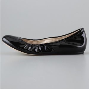 Vera wang lavender Lilian flats